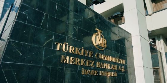 Турецкая лира падает после действий финансового регулятора