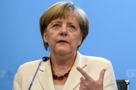 Меркель назвала санкции США по Северному потоку 2 неуместными
