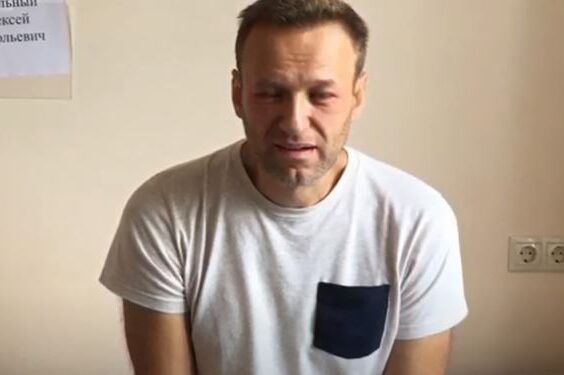 Навальный решил объявить голодовку