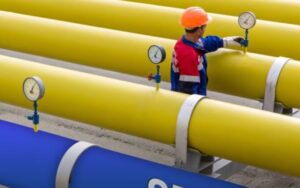 Газпром не намерен продавать газ Украине