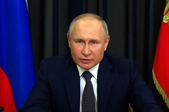 Путин отметил, что экономика страны продолжает восстанавливаться