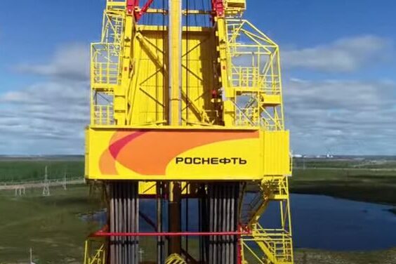 Власти согласились разрешить Роснефти экспортировать газ
