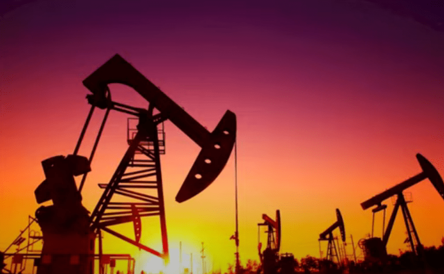 ОПЕК+ выступает за сокращение добычи нефти