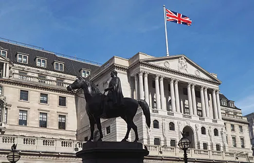 Банк Англии повышает ставки до самого высокого уровня с 2009 года