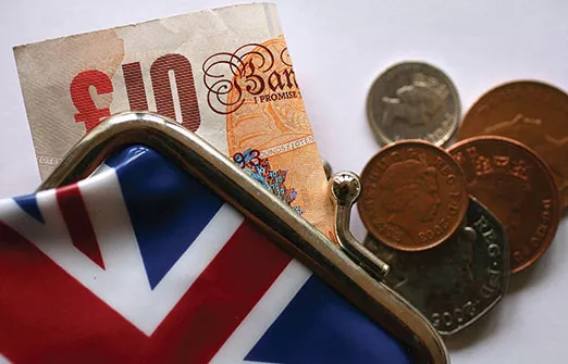Великобритания: экономика резко сократилась в апреле