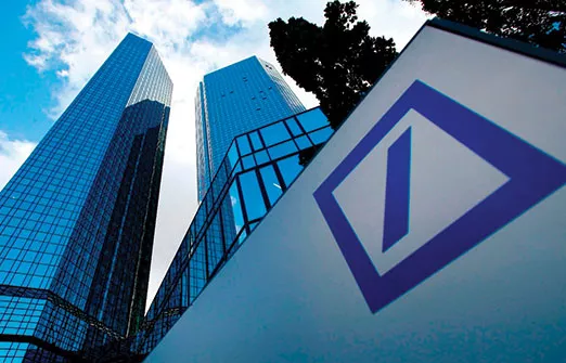 Deutsche Bank изучал сделку с Credit Suisse перед реорганизацией