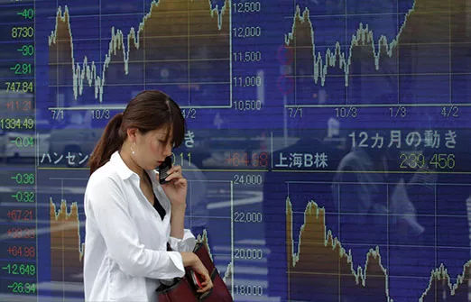 Падение иены до 140 за доллар провоцирует слухи о валютной интервенции
