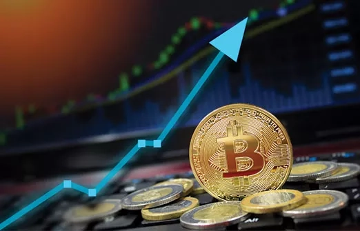 Крипторынок оживает: BTC и ETH снова растут