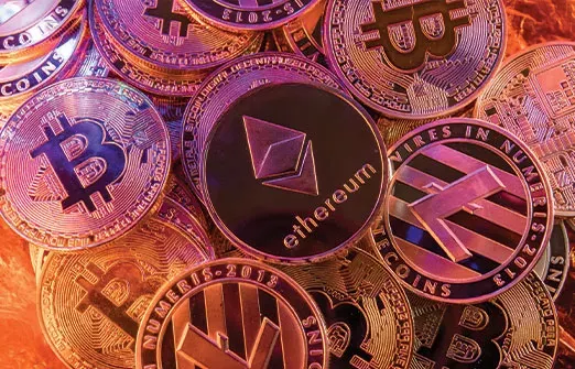 Криптовалютный рынок падает: BTC снижается на 4%, ETH пробивает $3,000